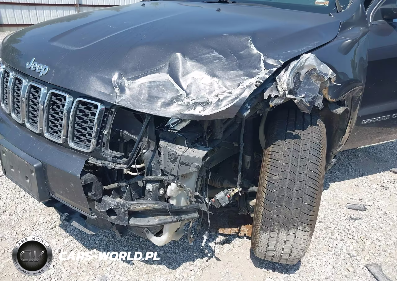 2017 Jeep Grand Cherokee Laredo VIN:1C4RJEAG3HC903394 - 6
