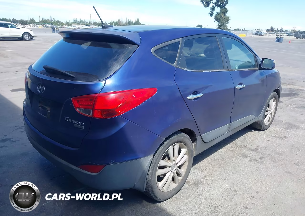 2011 Hyundai Tucson Limited VIN:KM8JU3AC8BU157740 - 4