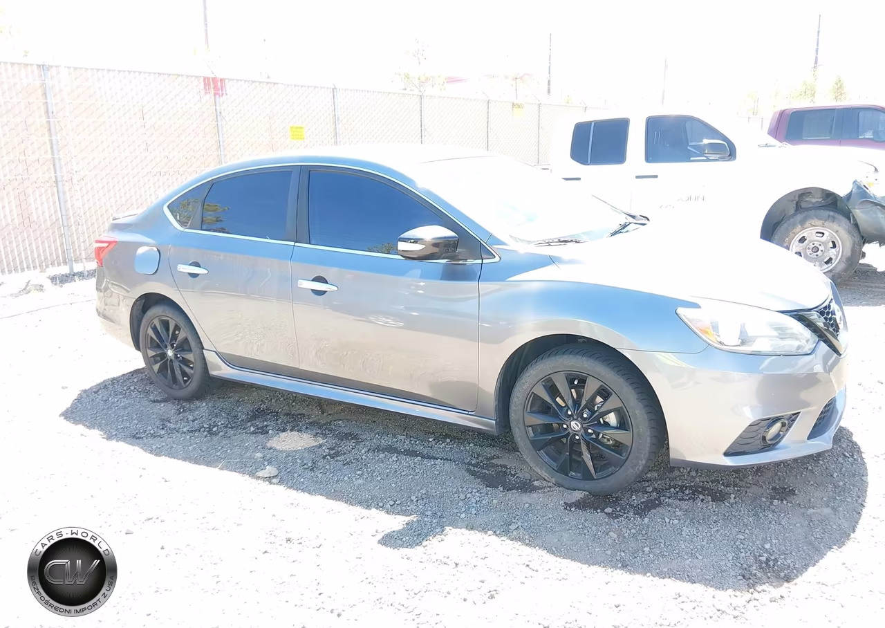 2018 Nissan Sentra Sr VIN:3N1AB7AP3JY237448 - 13