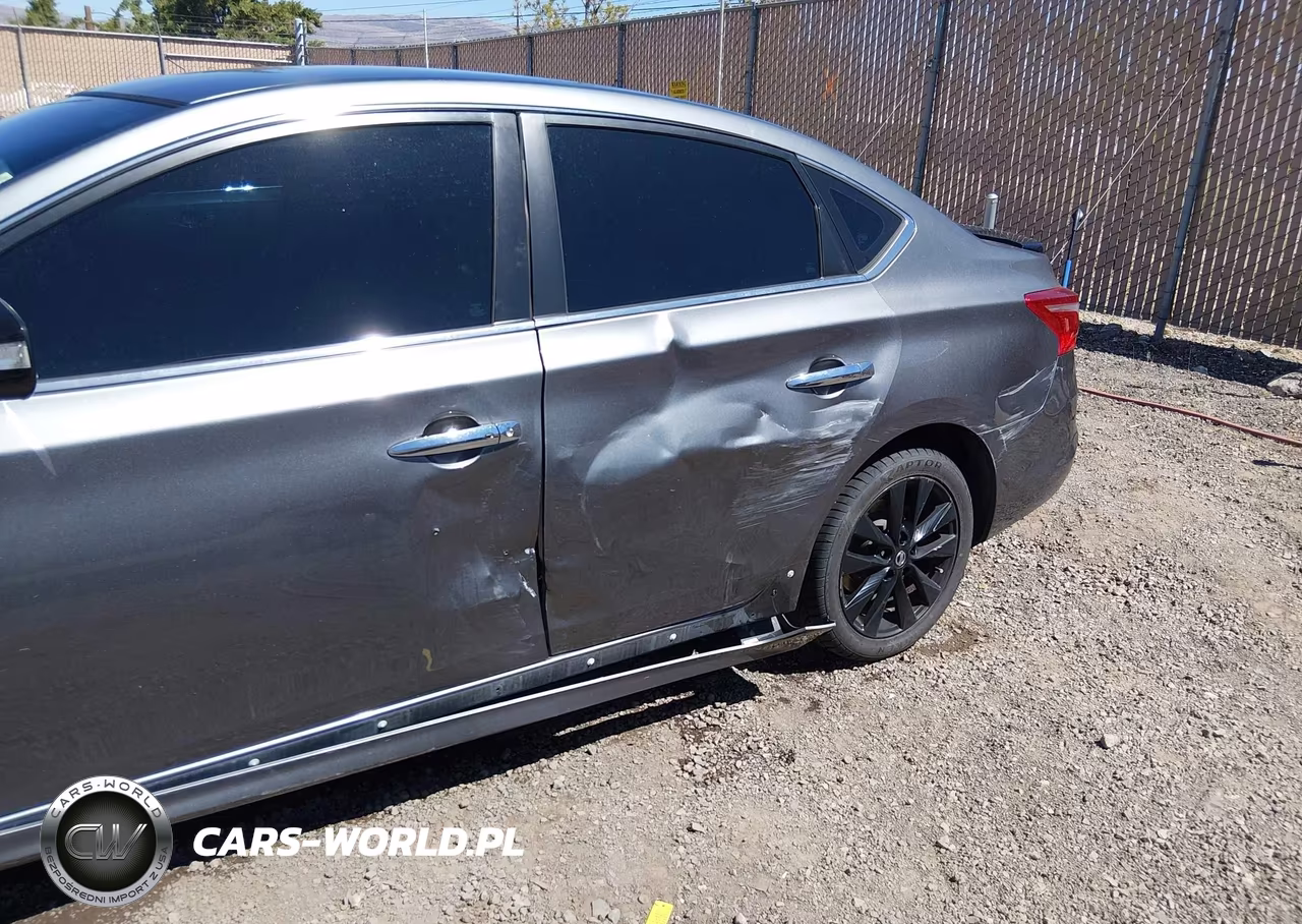 2018 Nissan Sentra Sr VIN:3N1AB7AP3JY237448 - 6