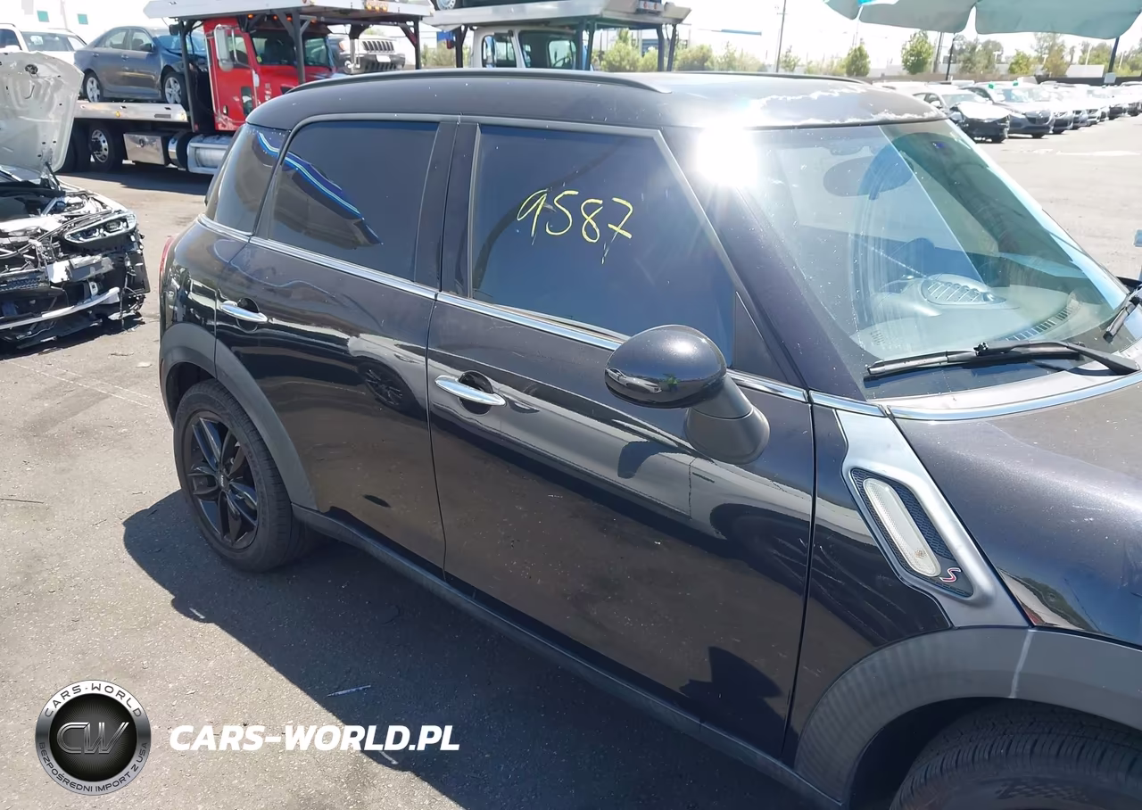 2016 Mini Countryman Cooper S VIN:WMWZC3C56GWT08916 - 13