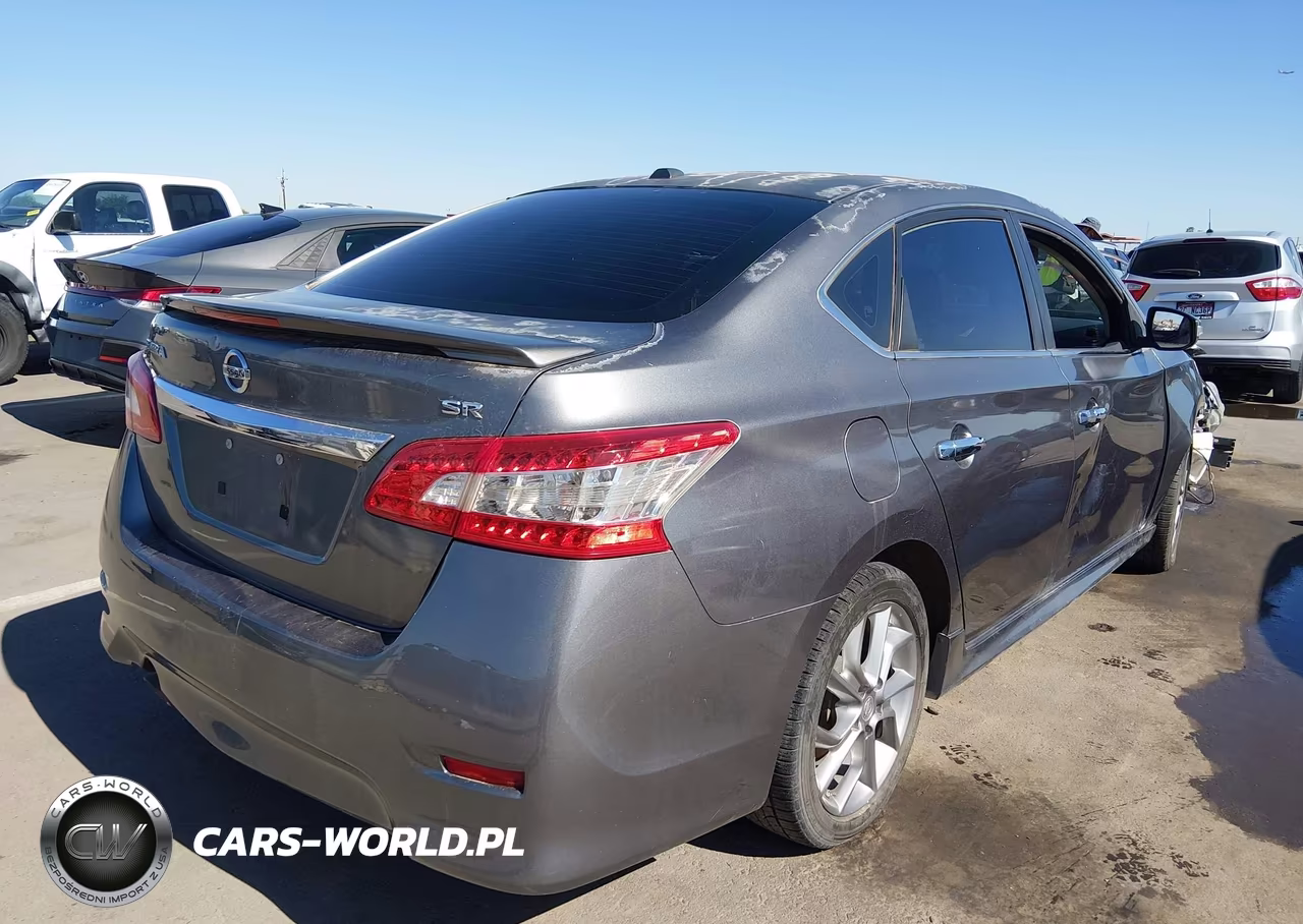 2015 Nissan Sentra Sr VIN:3N1AB7AP4FY291185 - 4