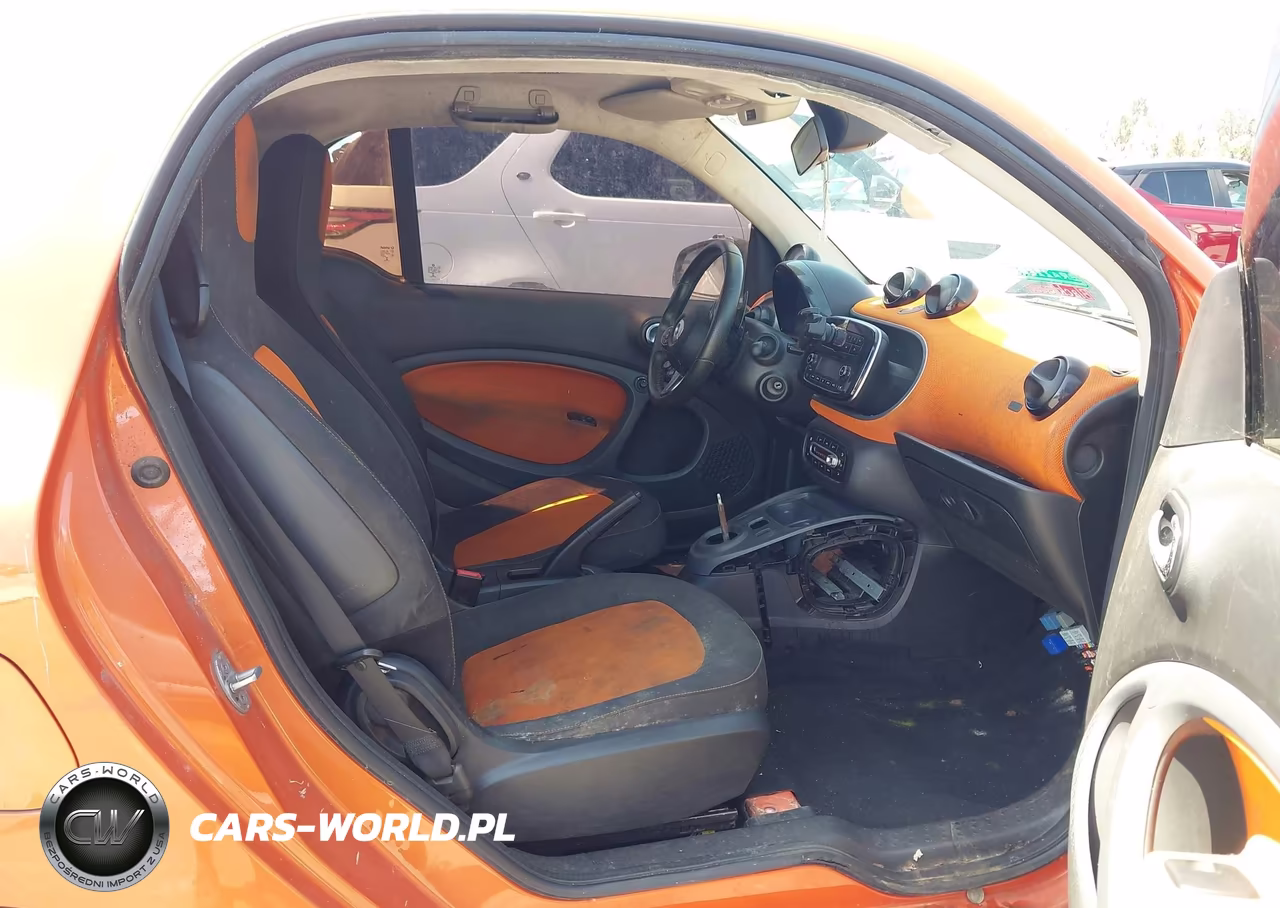 2016 Smart Fortwo Passion VIN:WMEFJ5DA5GK053462 - 5