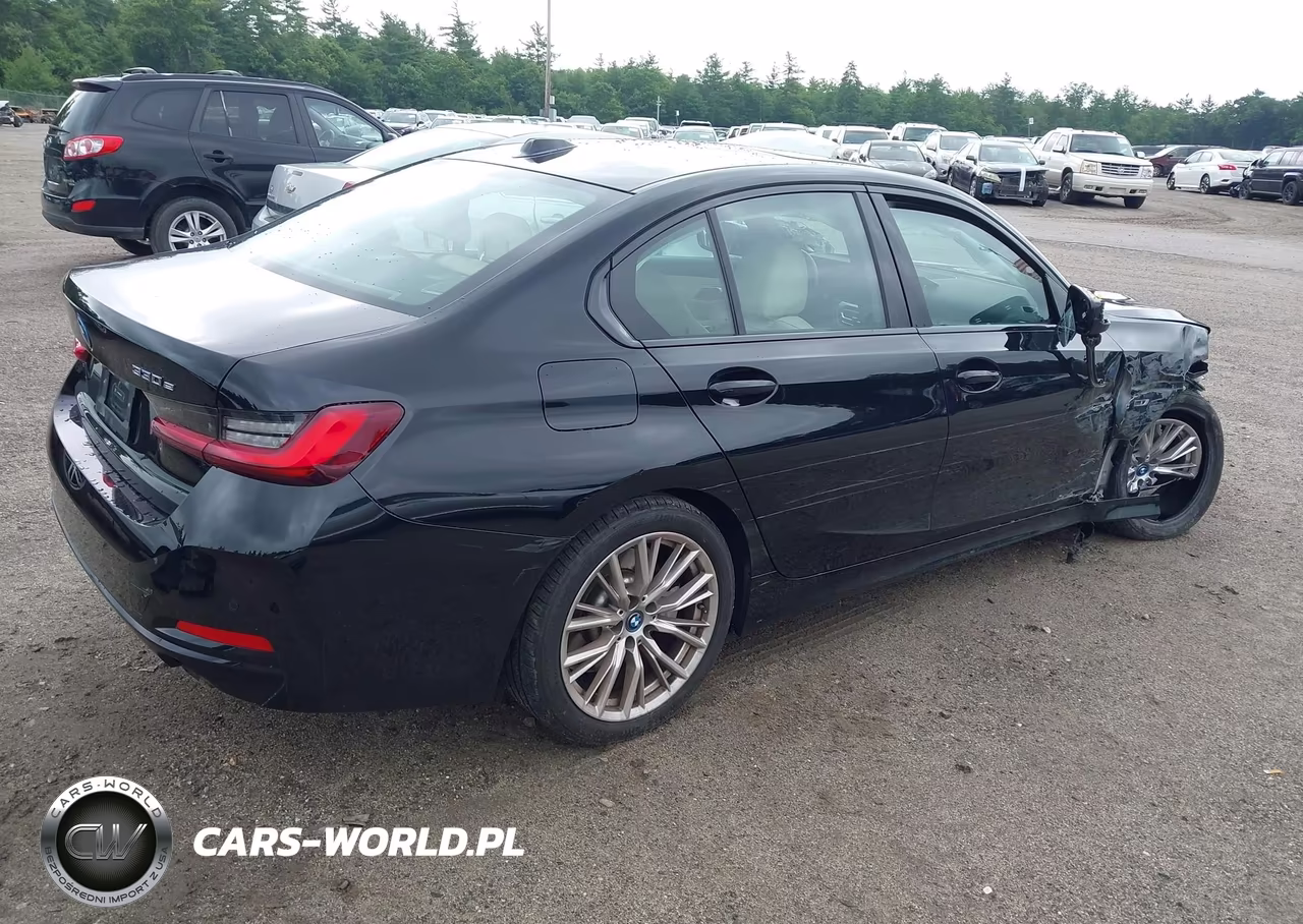 2023 BMW 330E xDrive VIN:3MW39FS06P8D54668 - 4