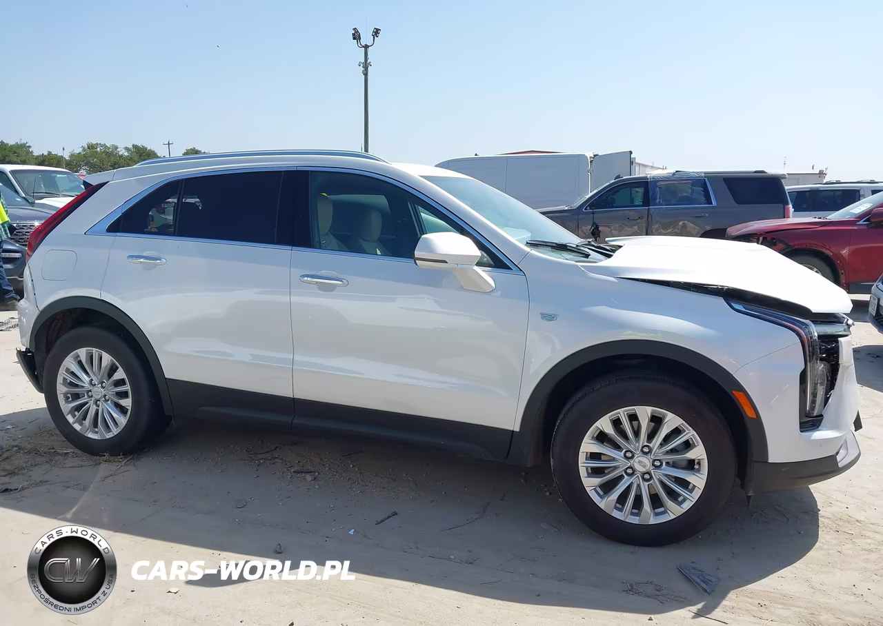 2024 Cadillac Xt4 Fwd Luxury VIN:1GYAZAR40RF205733 - 14