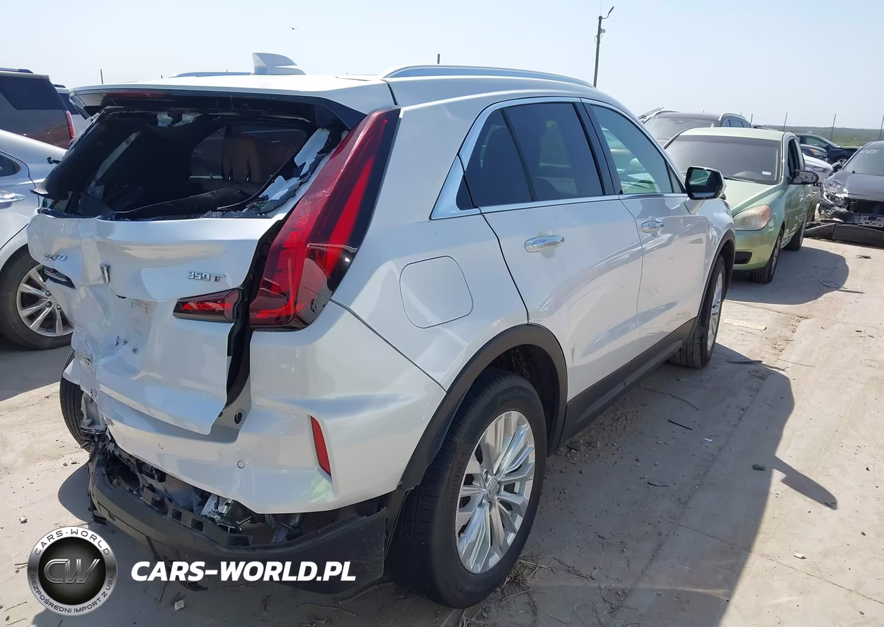 2024 Cadillac Xt4 Fwd Luxury VIN:1GYAZAR40RF205733 - 4