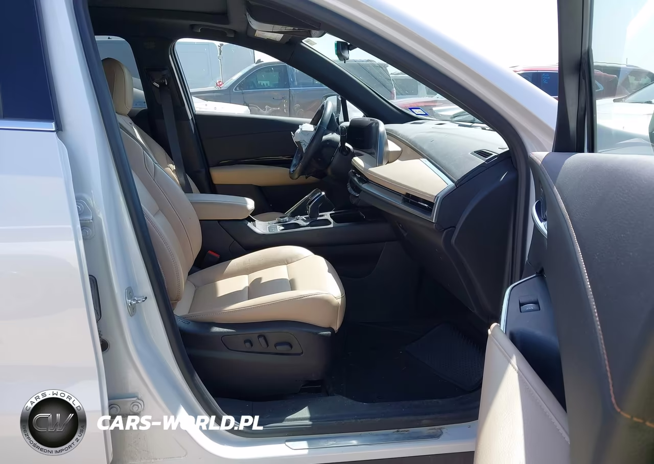 2024 Cadillac Xt4 Fwd Luxury VIN:1GYAZAR40RF205733 - 5