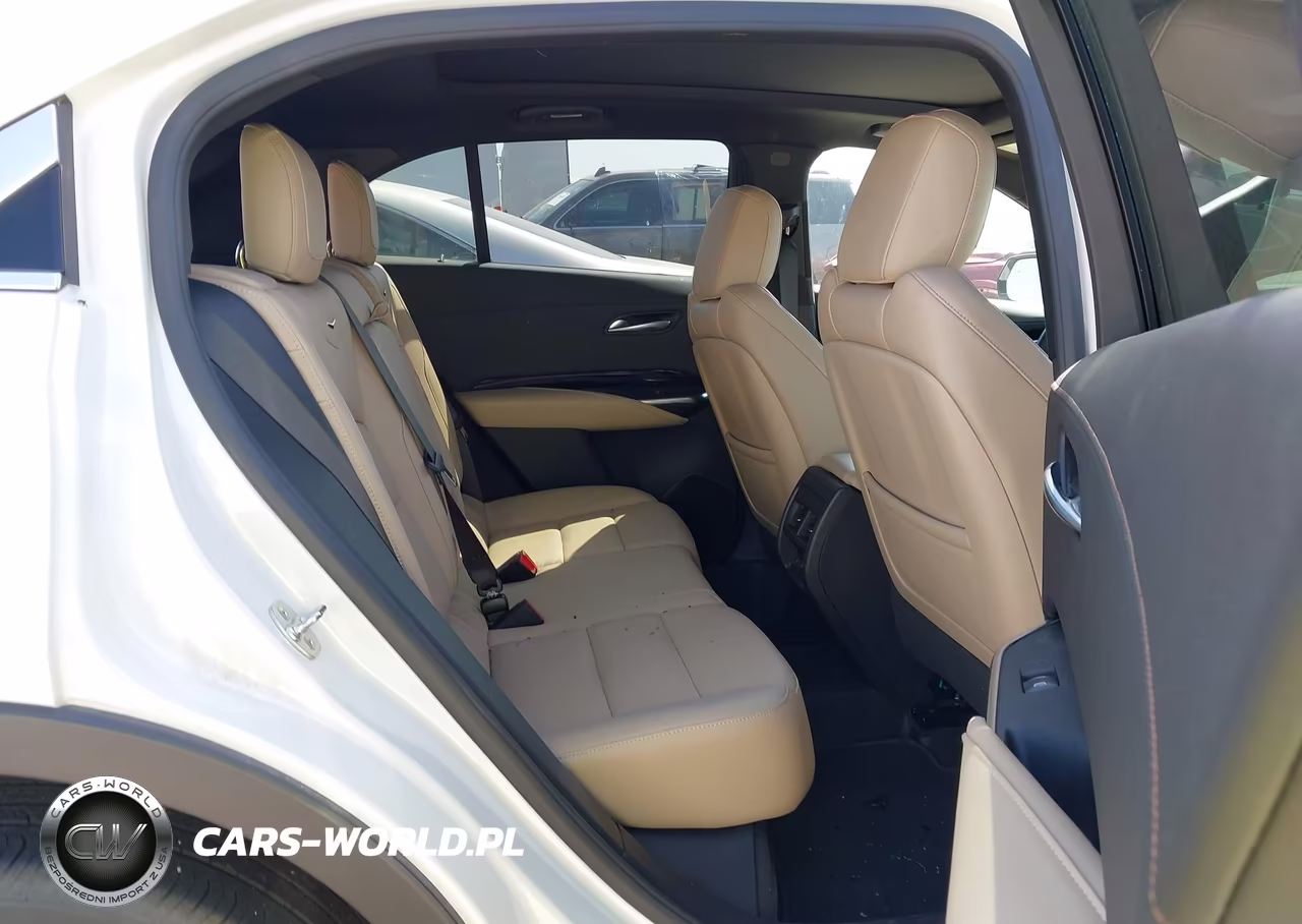 2024 Cadillac Xt4 Fwd Luxury VIN:1GYAZAR40RF205733 - 8