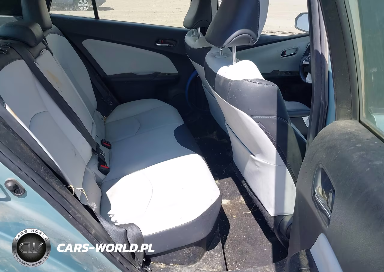 2017 Toyota Prius Four VIN:JTDKARFU7H3033740 - 8