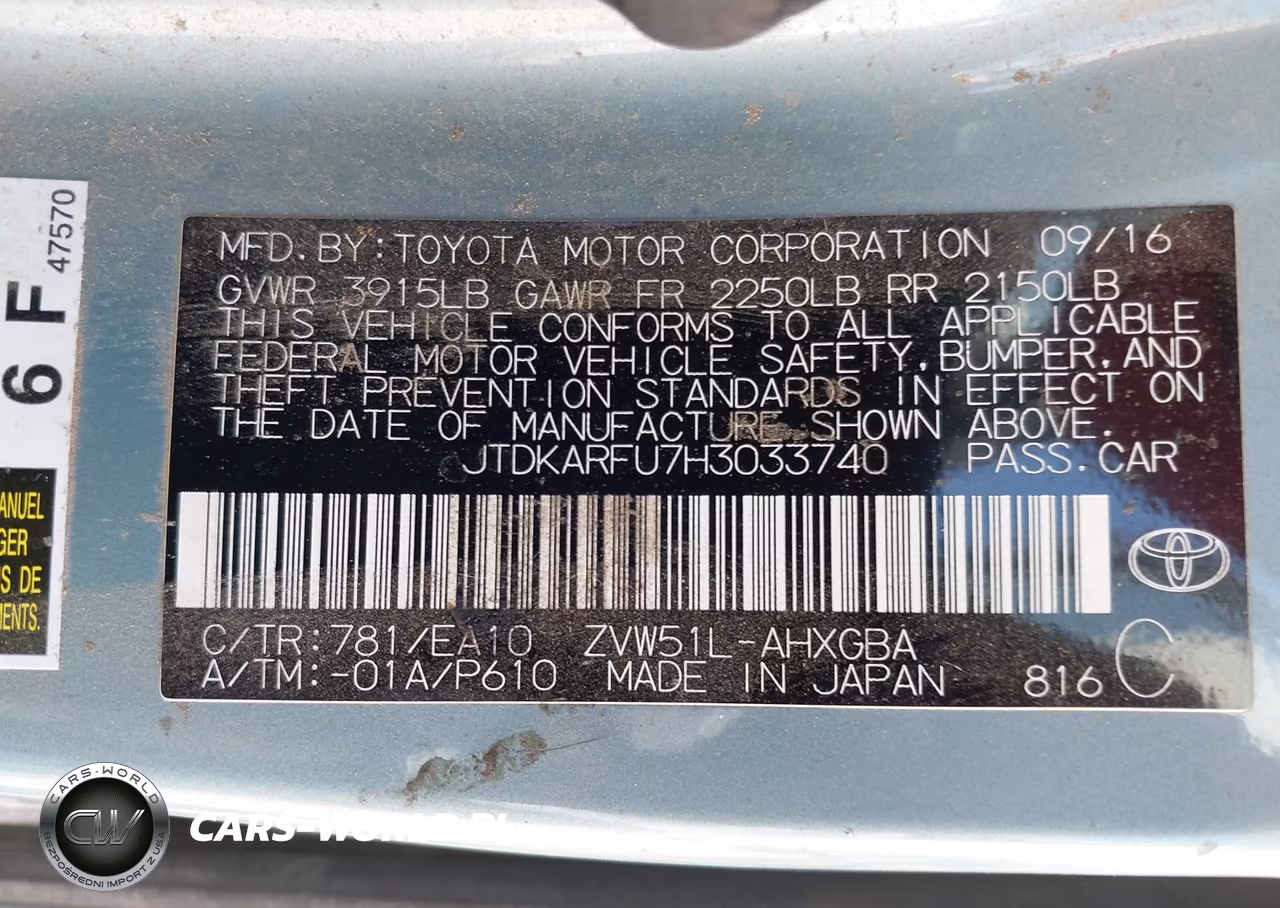 2017 Toyota Prius Four VIN:JTDKARFU7H3033740 - 9