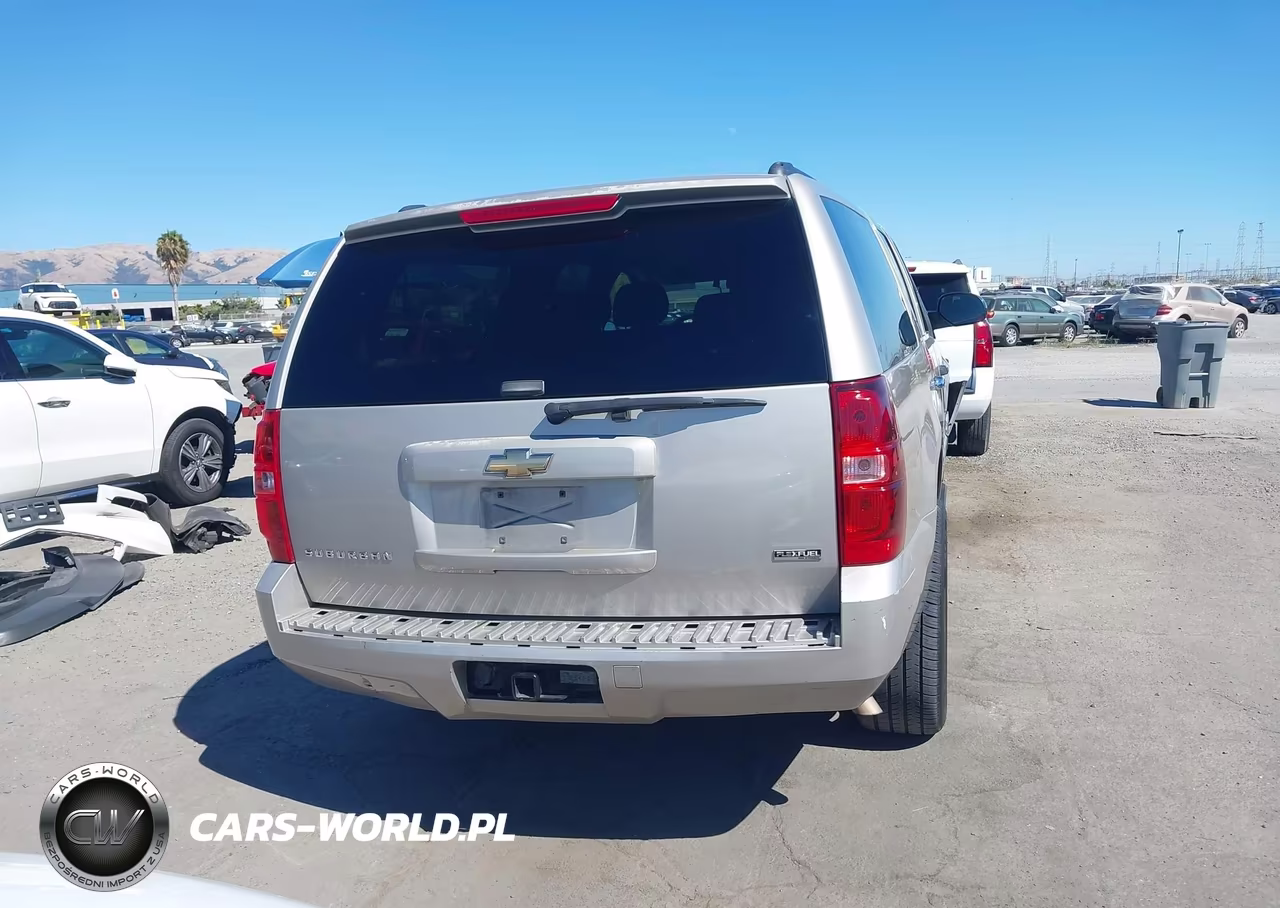 2008 Chevrolet Suburban 1500 Ls VIN:1GNFC16068R131138 - 16