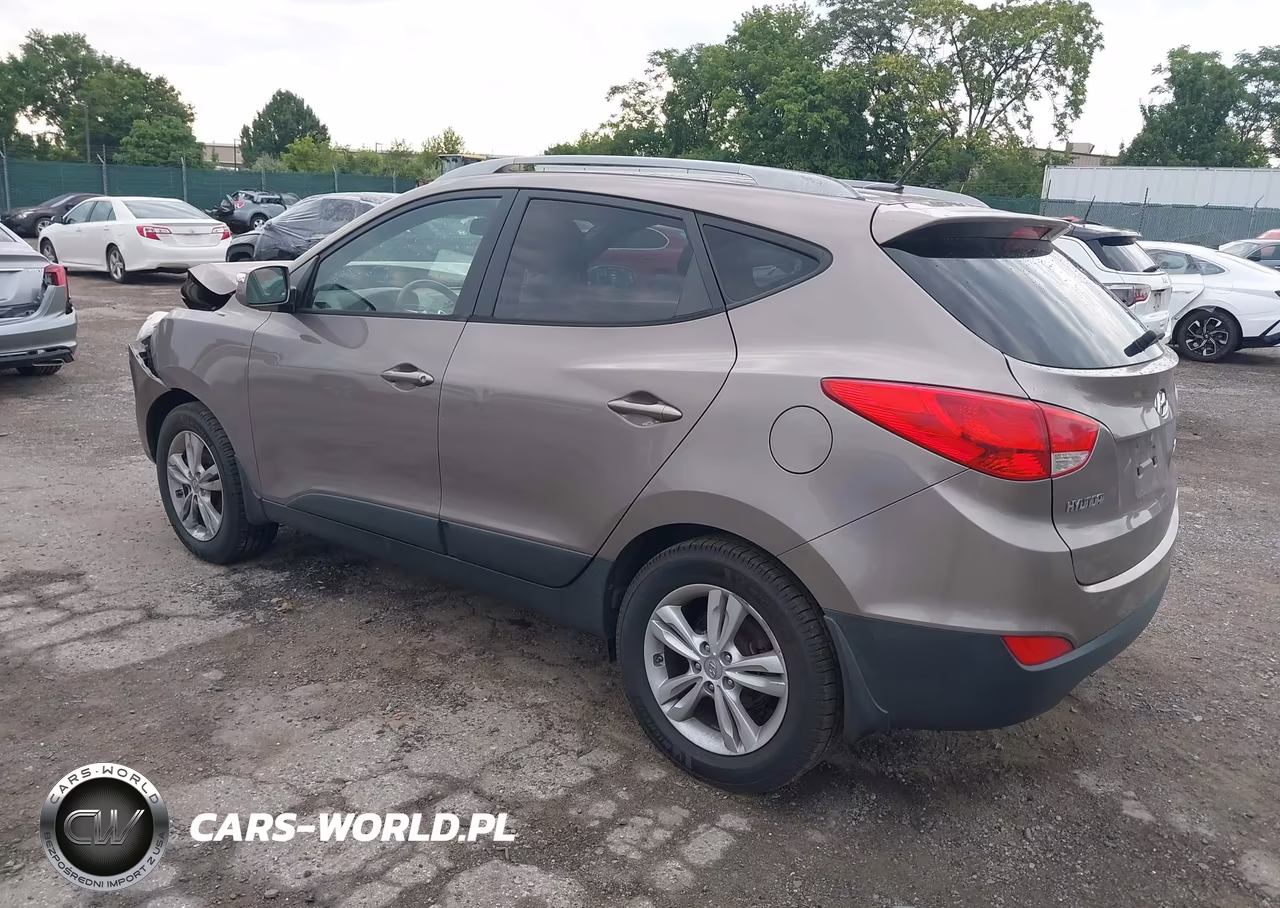 2013 Hyundai Tucson Gls VIN:KM8JUCAC0DU565815 - 3