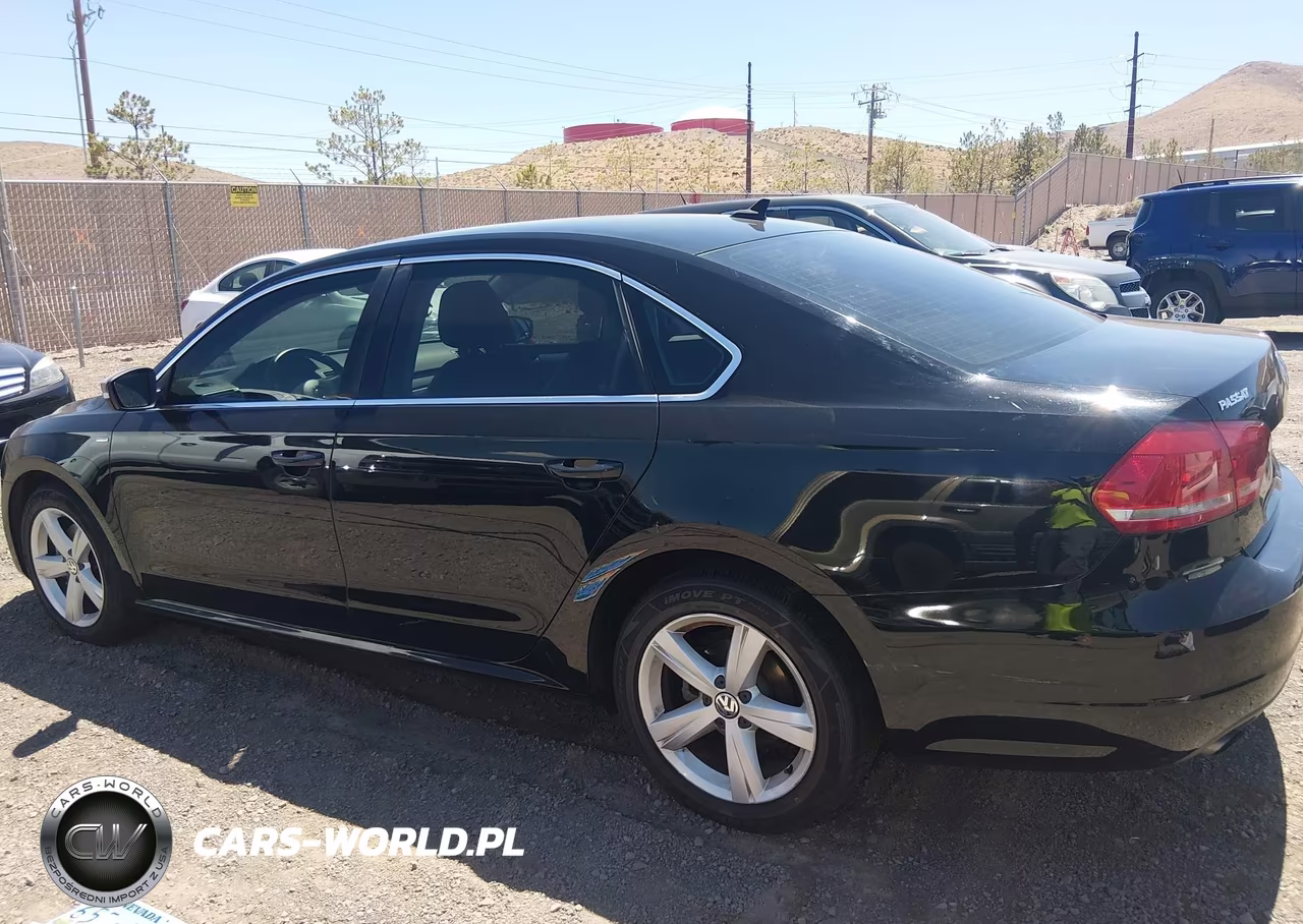 2014 Volkswagen Passat 1.8T Wolfsburg Edition VIN:1VWAT7A39EC023115 - 14