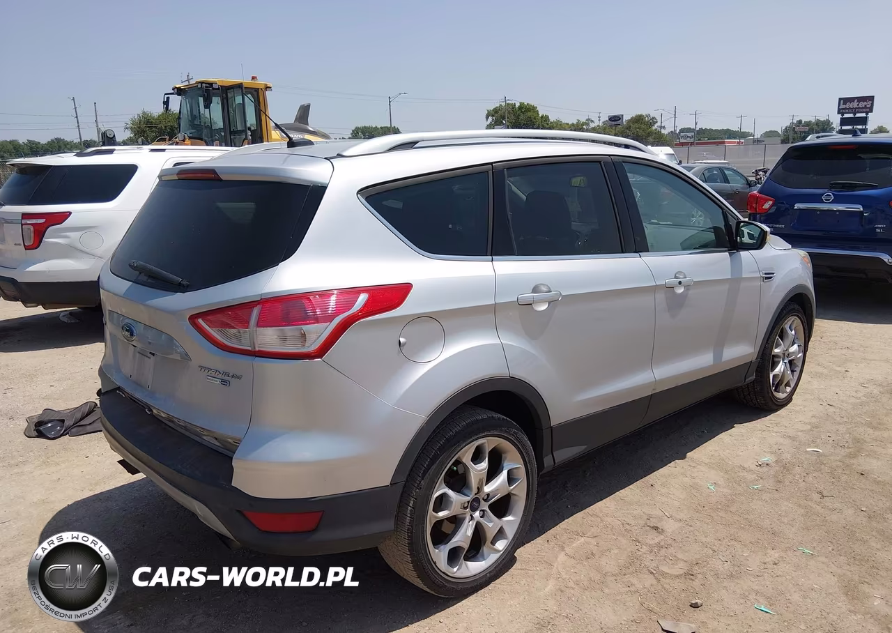 2015 Ford Escape Titanium VIN:1FMCU9J98FUB60630 - 4