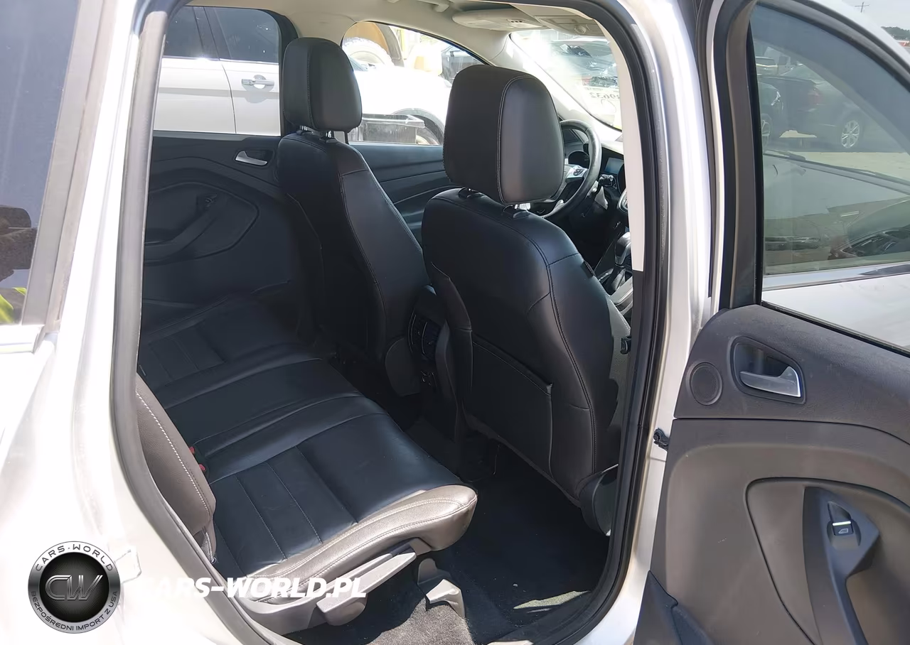2015 Ford Escape Titanium VIN:1FMCU9J98FUB60630 - 8