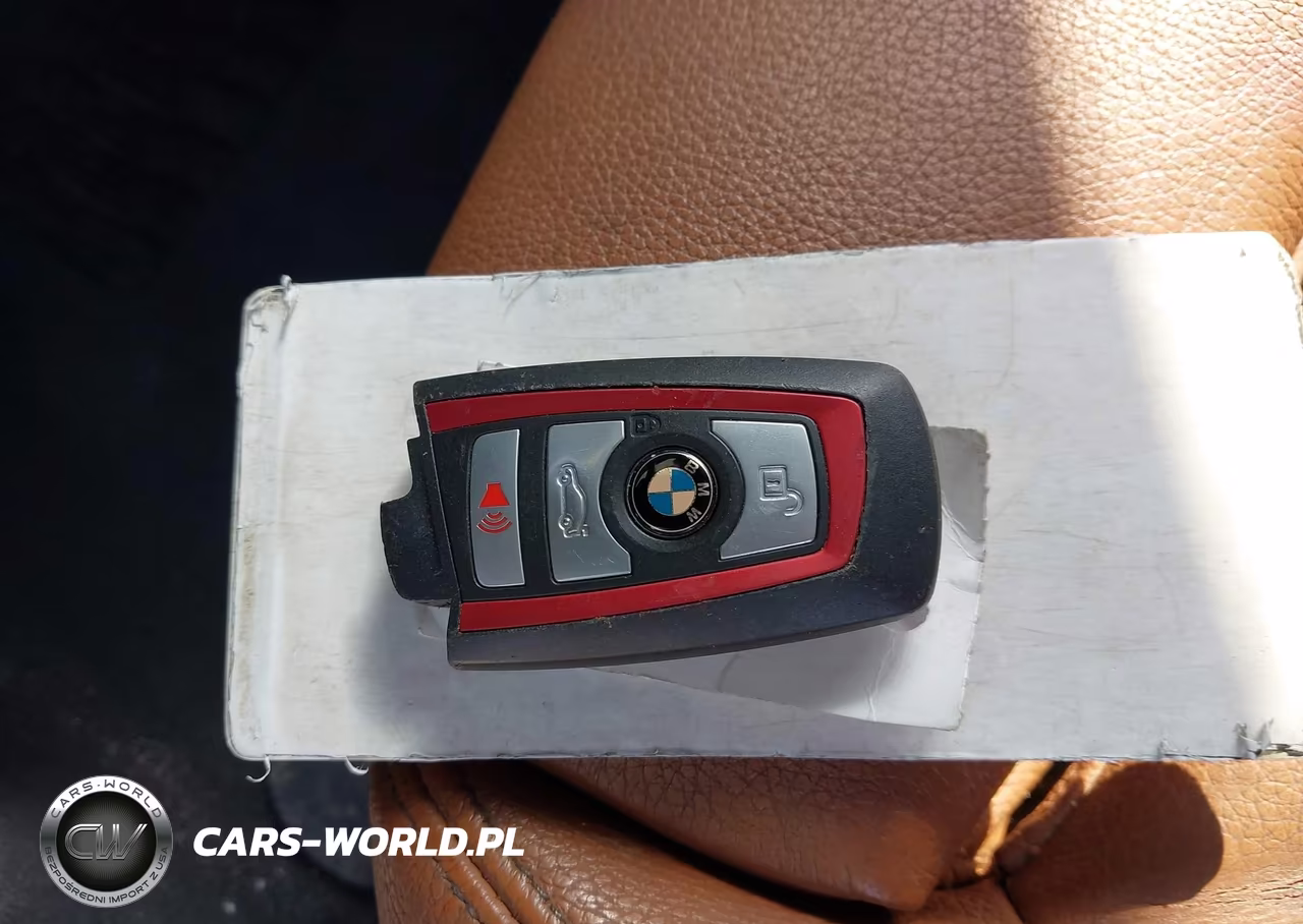 2016 BMW 328I VIN:WBA8E9G5XGNT44472 - 11