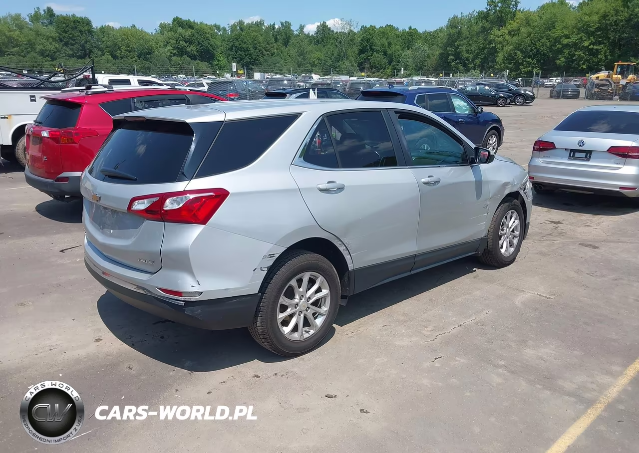 2021 Chevrolet Equinox Awd Lt VIN:2GNAXUEVXM6112336 - 4