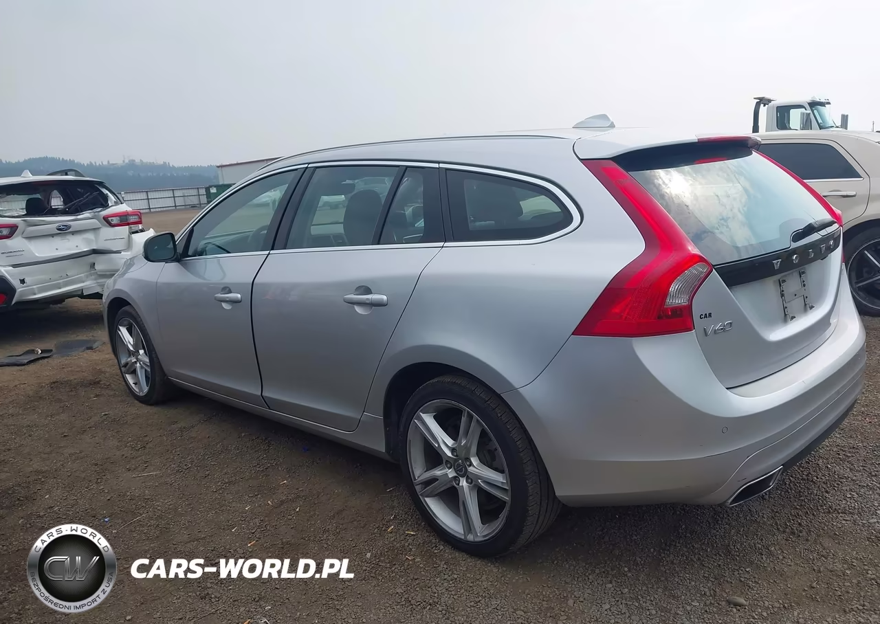 2016 Volvo V60 T5 Drive-E Premier VIN:YV140MEK9G1305577 - 14