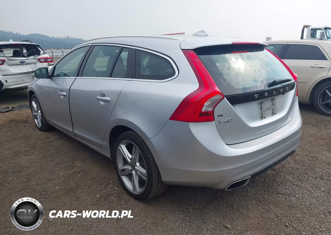 2016 Volvo V60 T5 Drive-E Premier VIN:YV140MEK9G1305577 - 3