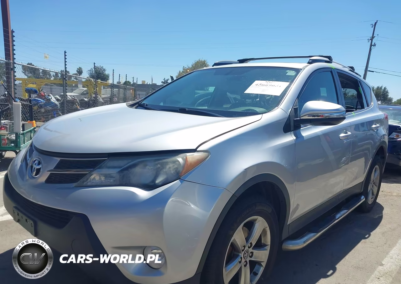 2015 Toyota Rav4 Xle VIN:2T3RFREV0FW284572 - 14