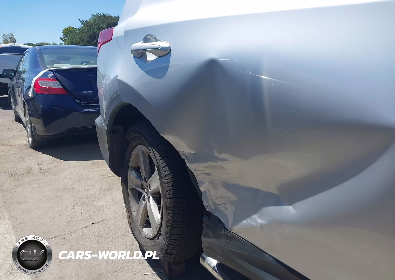 2015 Toyota Rav4 Xle VIN:2T3RFREV0FW284572 - 17