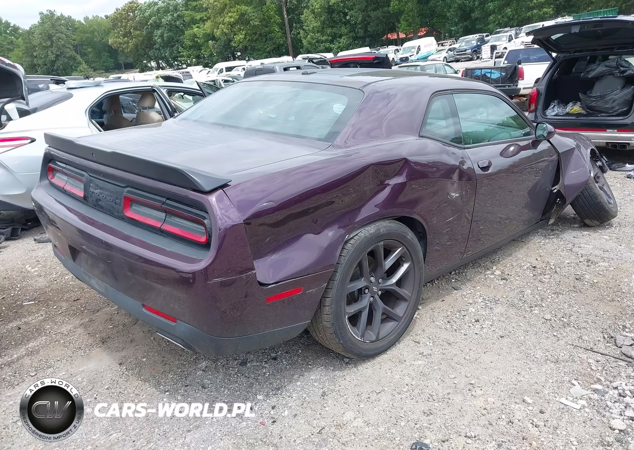 2021 Dodge Challenger Sxt VIN:2C3CDZAG4MH610491 - 4