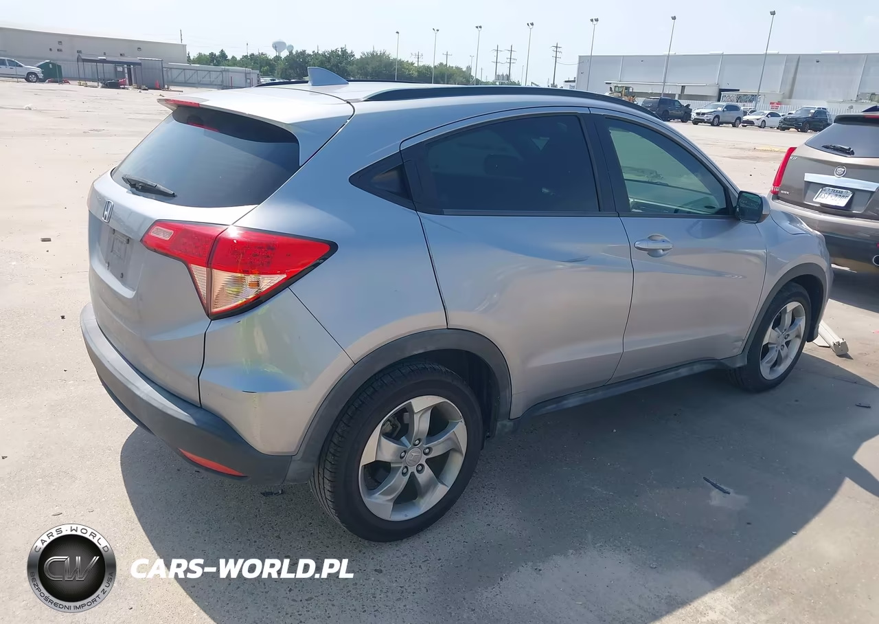 2017 Honda Hr-V Lx VIN:3CZRU5H39HG701595 - 4