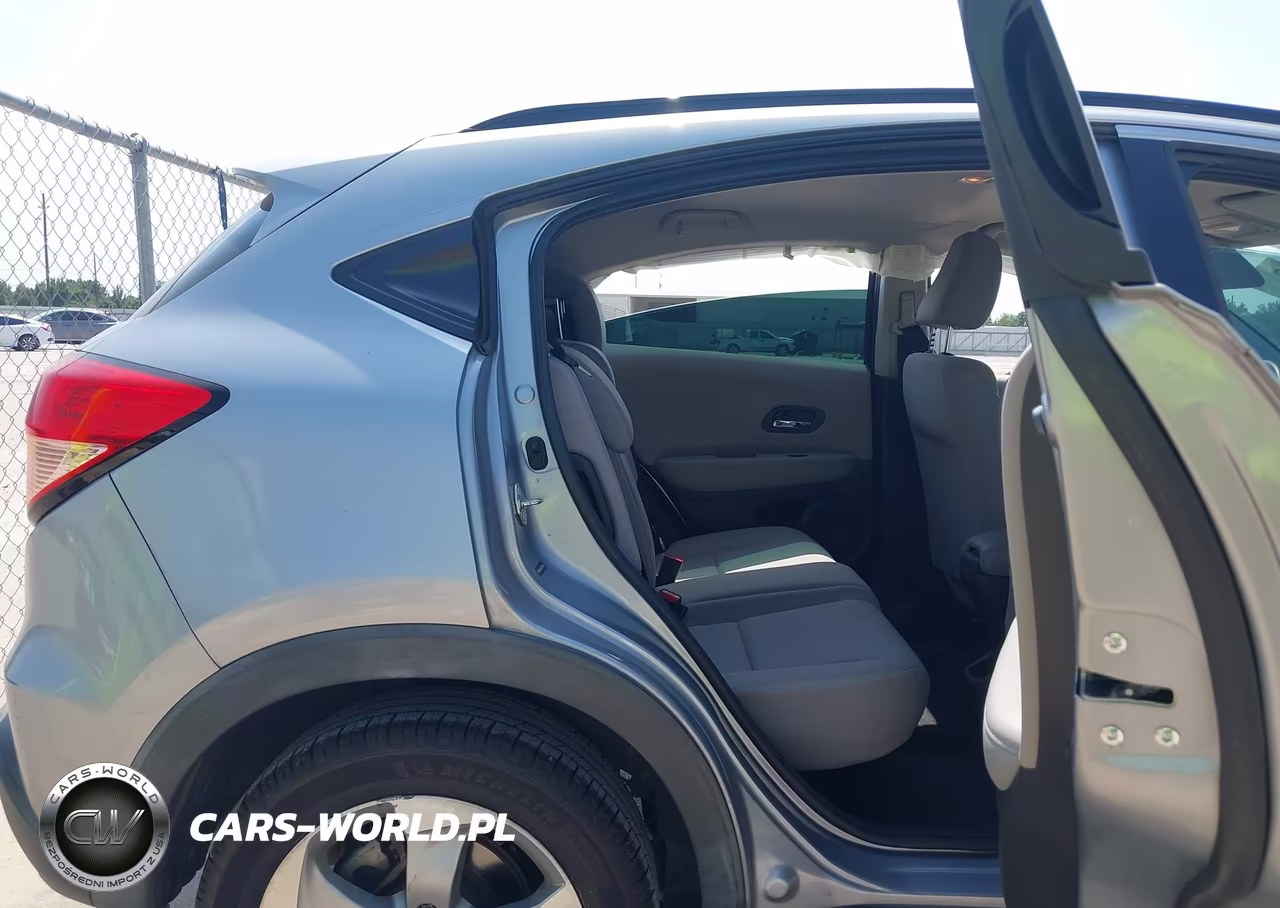 2017 Honda Hr-V Lx VIN:3CZRU5H39HG701595 - 8