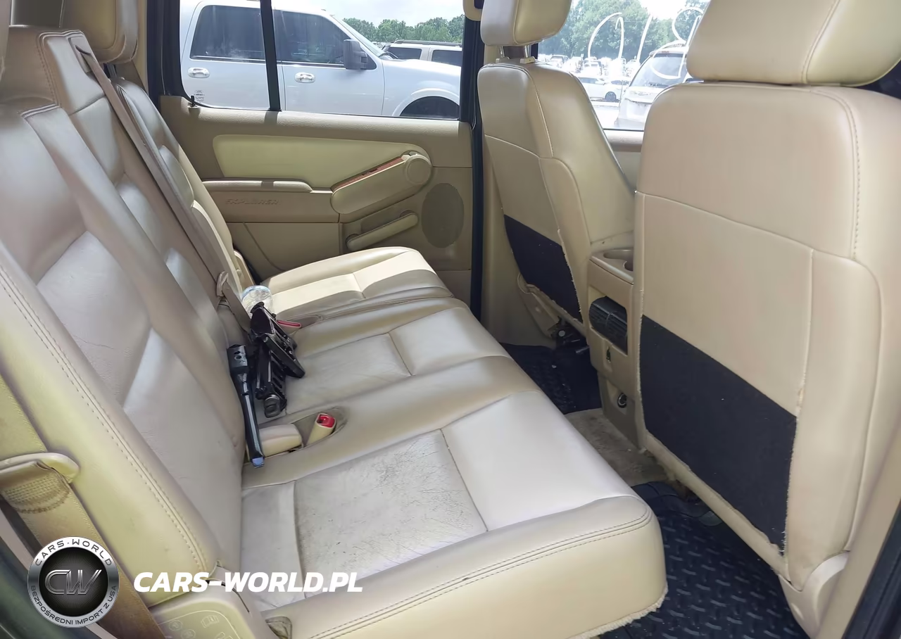 2007 Ford Explorer Eddie Bauer VIN:1FMEU64E17UB07365 - 8