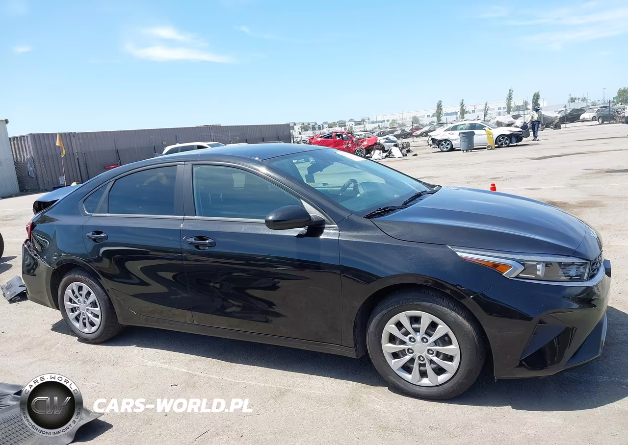 2024 Kia Forte Lx VIN:3KPF24AD0RE737961 - 13