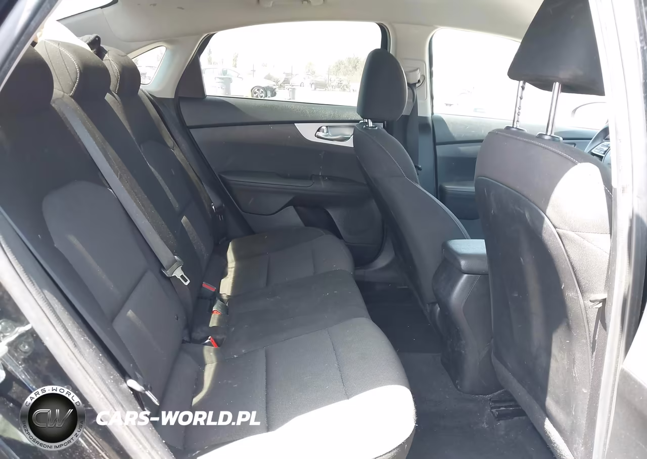 2024 Kia Forte Lx VIN:3KPF24AD0RE737961 - 8