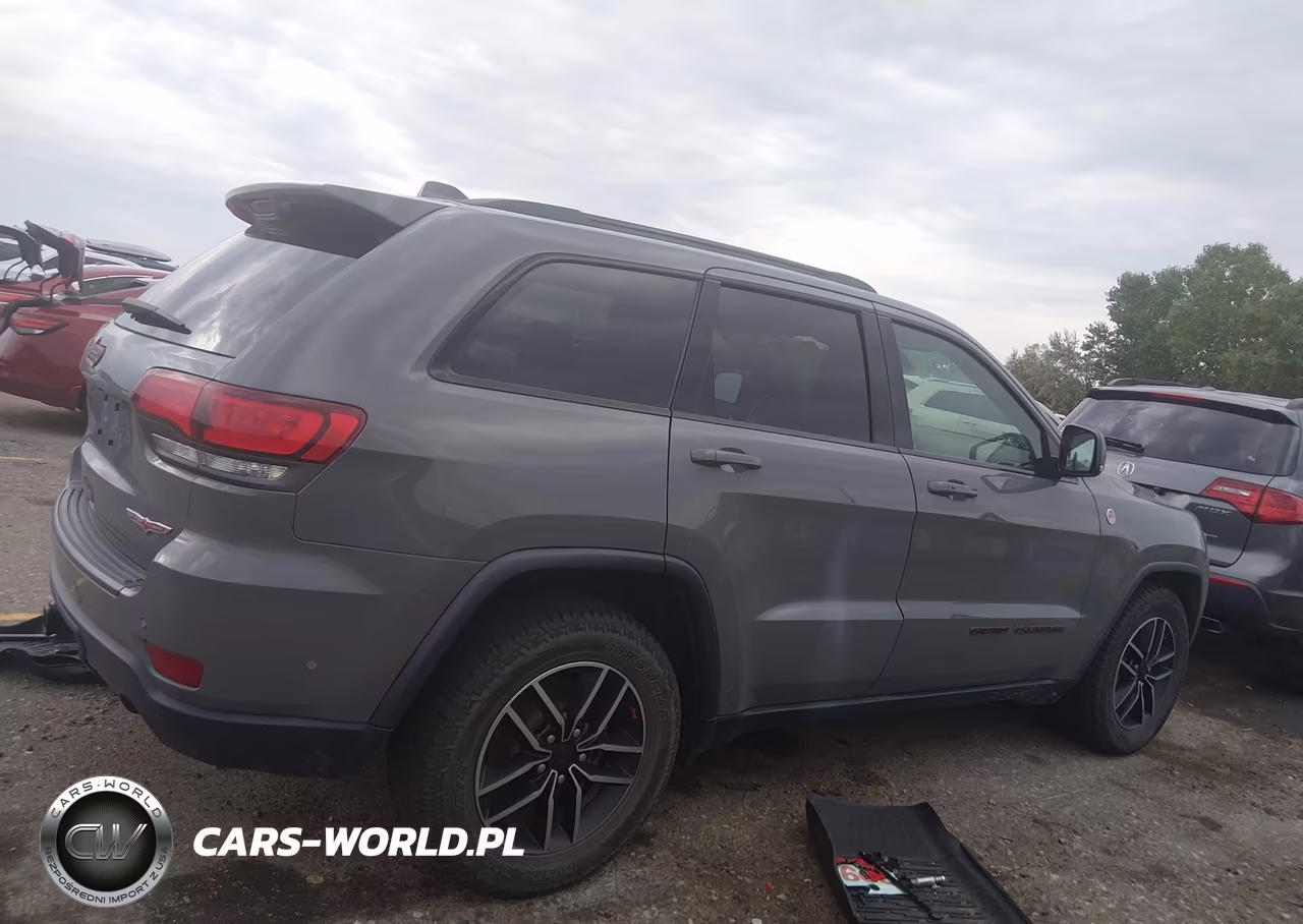2019 Jeep Grand Cherokee Trailhawk 4X4 VIN:1C4RJFLG7KC596080 - 13