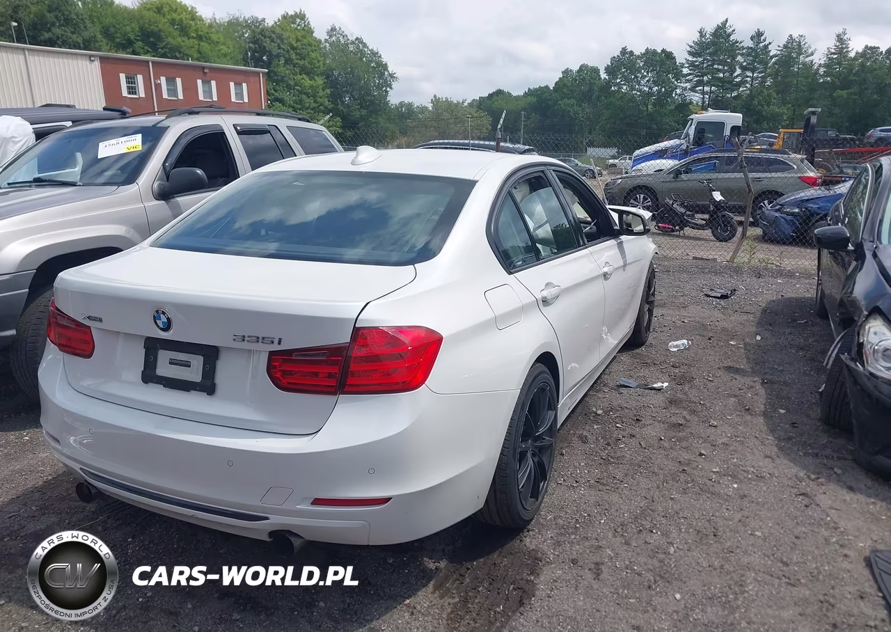 2013 BMW 335I xDrive VIN:WBA3B9G54DNR89813 - 4