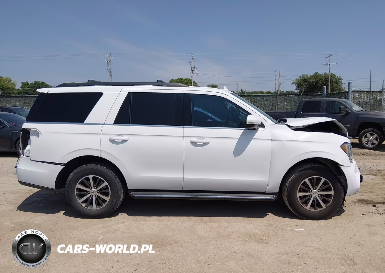 2018 Ford Expedition Xlt VIN:1FMJU1HT4JEA28302 - 14