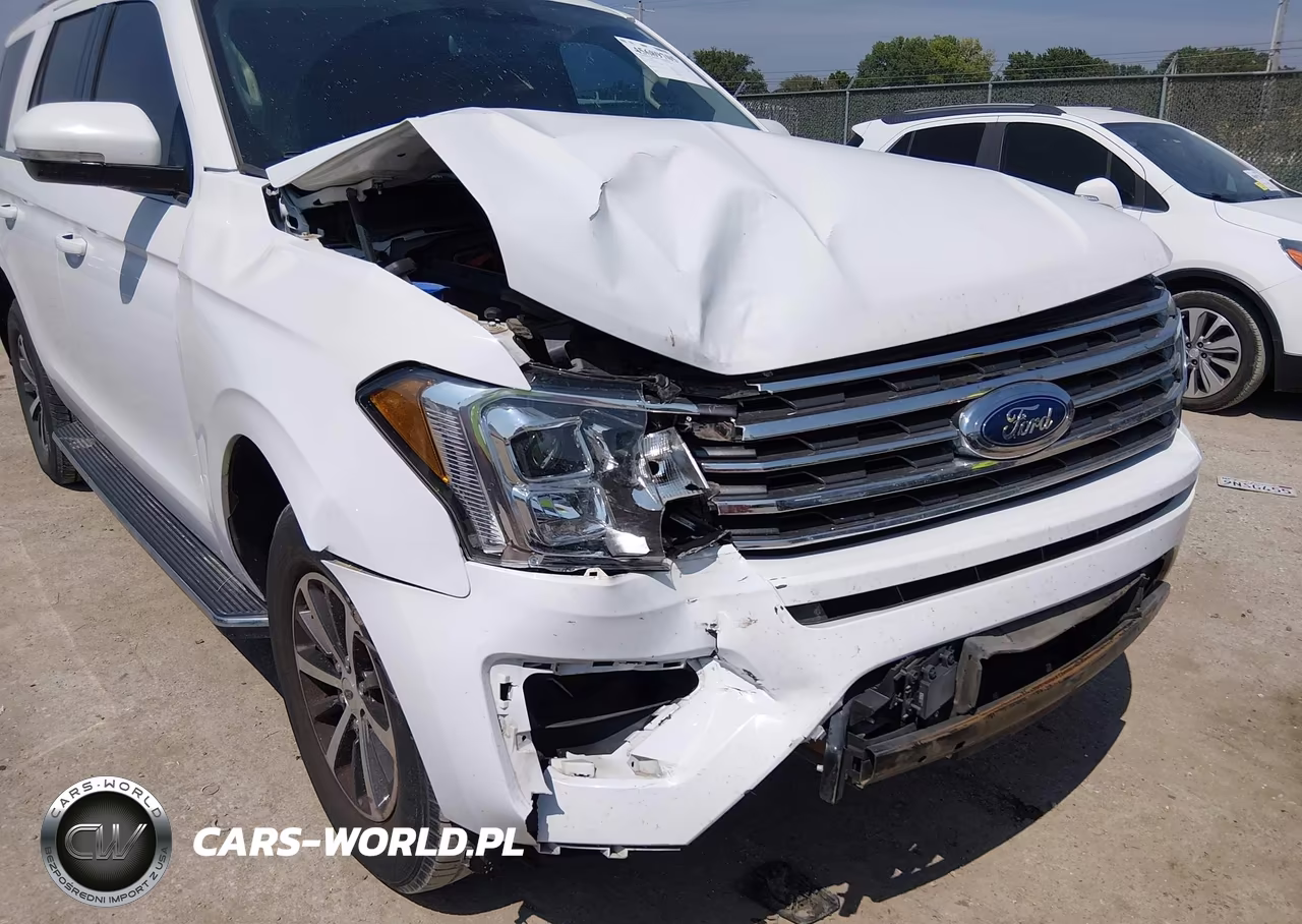 2018 Ford Expedition Xlt VIN:1FMJU1HT4JEA28302 - 6