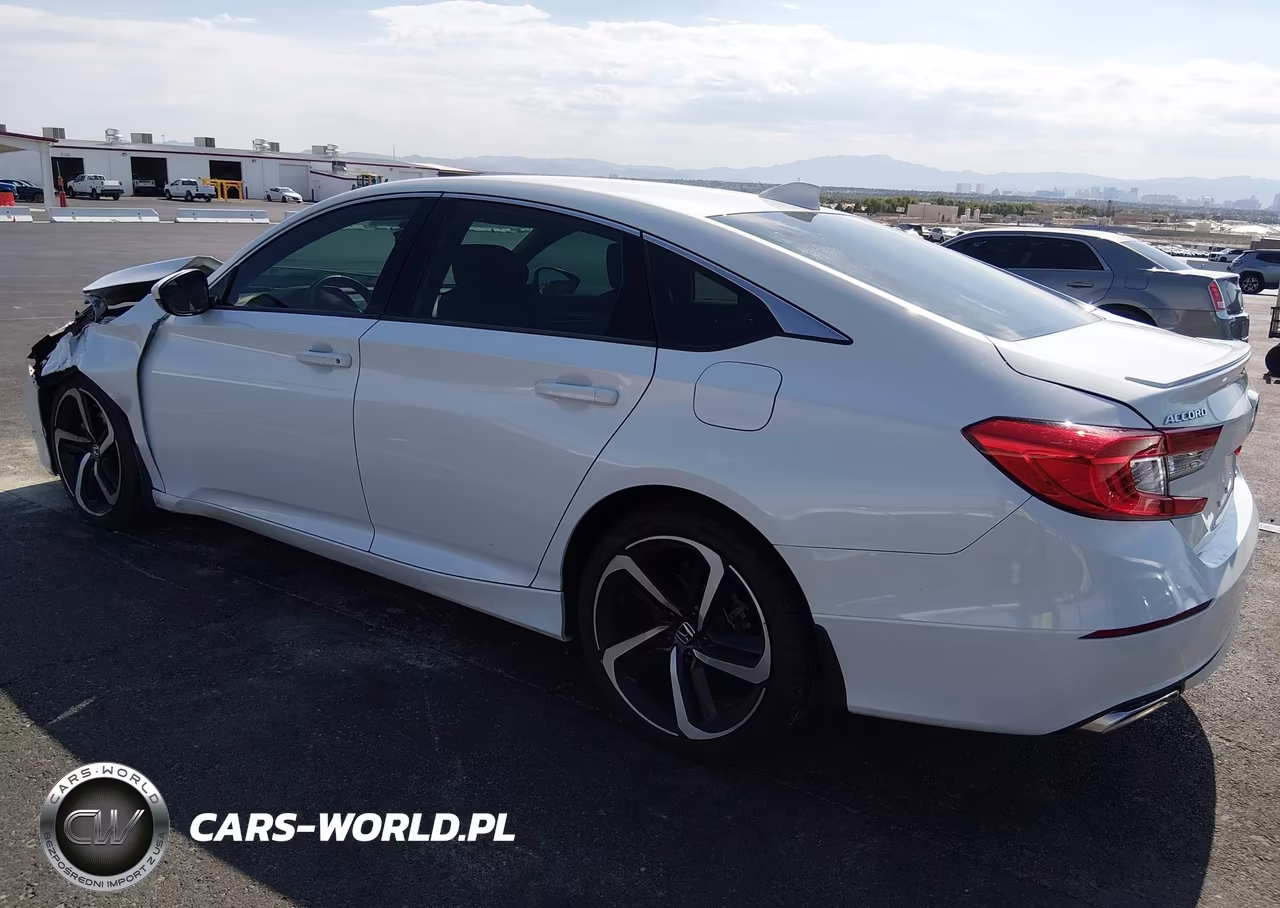 2018 Honda Accord Sport 2.0T VIN:1HGCV2F32JA023840 - 3