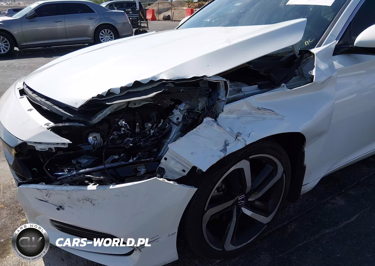 2018 Honda Accord Sport 2.0T VIN:1HGCV2F32JA023840 - 6