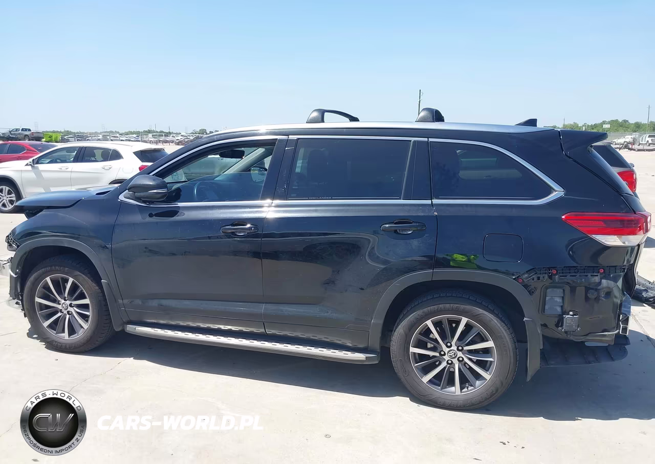2017 Toyota Highlander Xle VIN:5TDKZRFH5HS195411 - 14