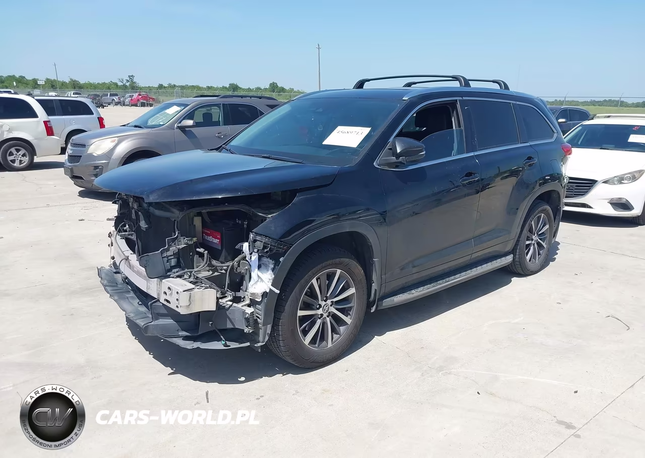 2017 Toyota Highlander Xle VIN:5TDKZRFH5HS195411 - 2