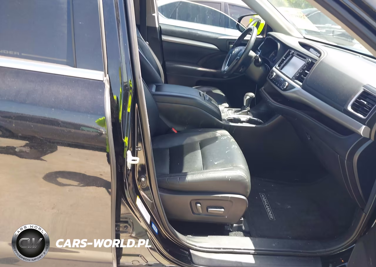 2017 Toyota Highlander Xle VIN:5TDKZRFH5HS195411 - 5