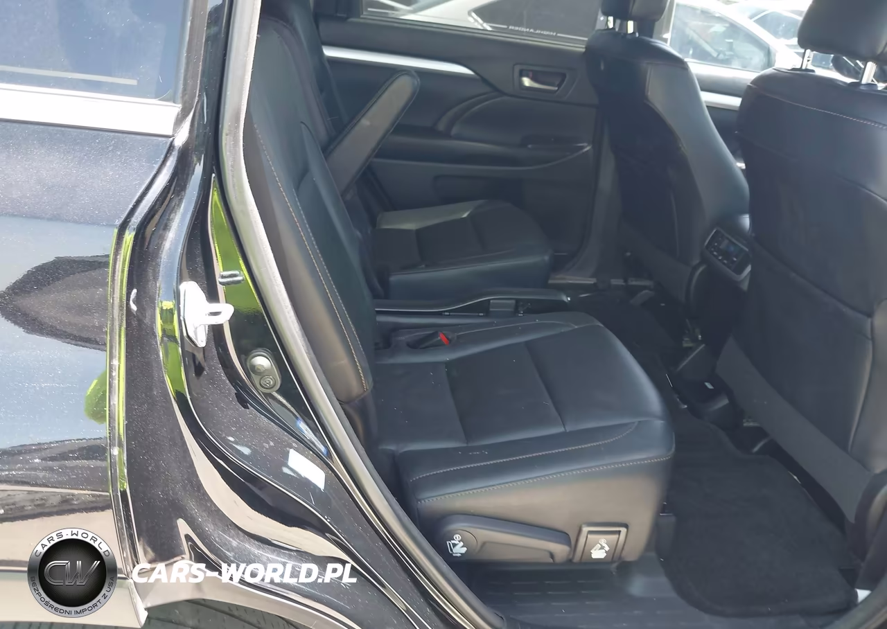 2017 Toyota Highlander Xle VIN:5TDKZRFH5HS195411 - 8