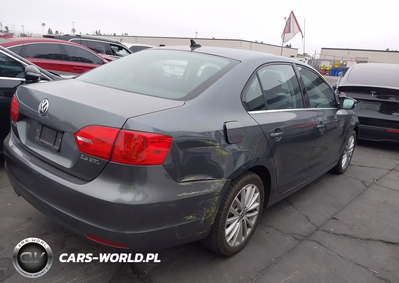 2011 Volkswagen Jetta 2.5L Sel VIN:3VWLZ7AJ6BM325137 - 4