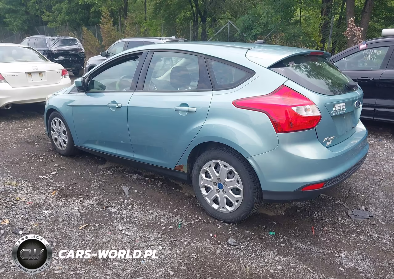 2012 Ford Focus Se VIN:1FAHP3K2XCL182233 - 3
