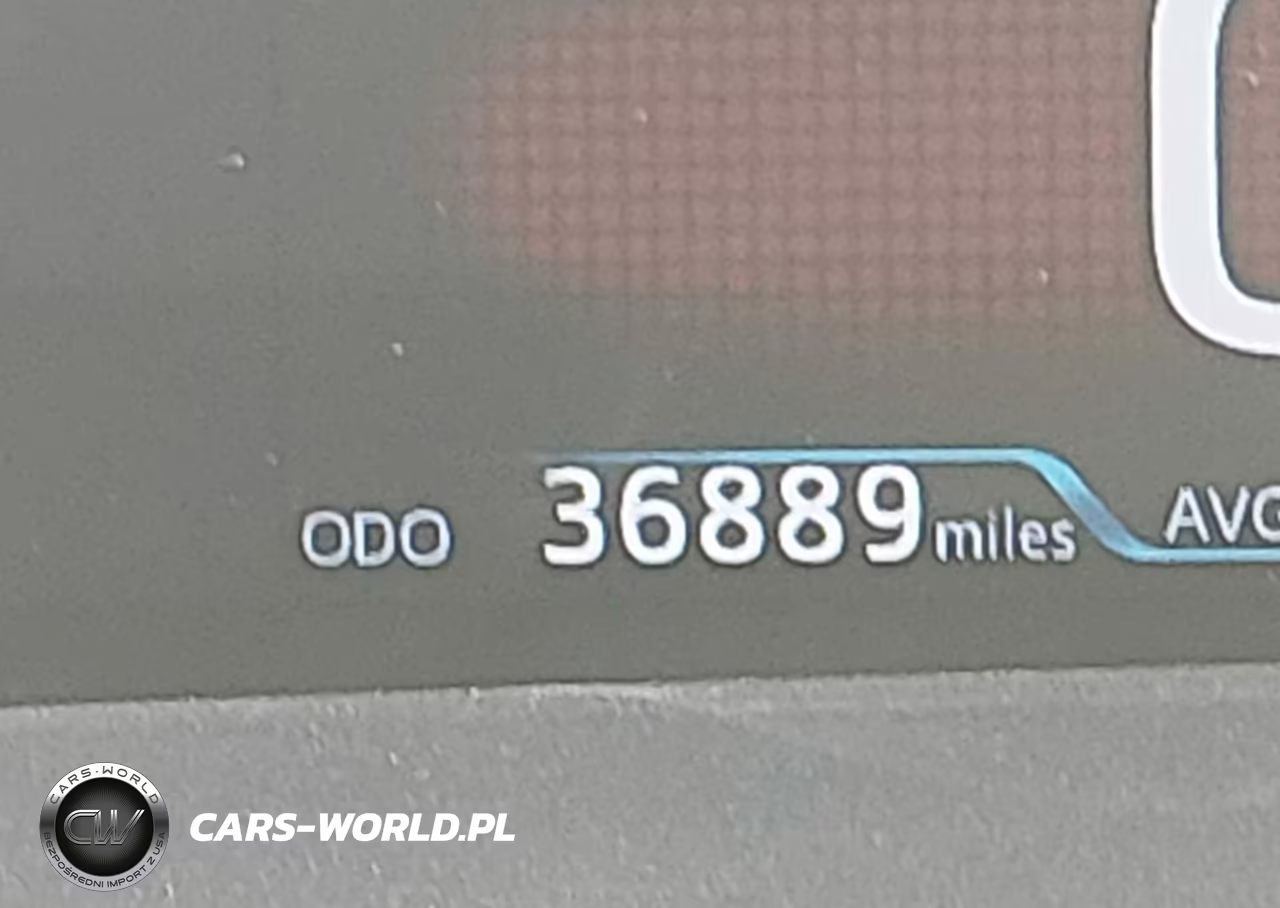 2017 Toyota Prius Three VIN:JTDKARFU1H3539922 - 15