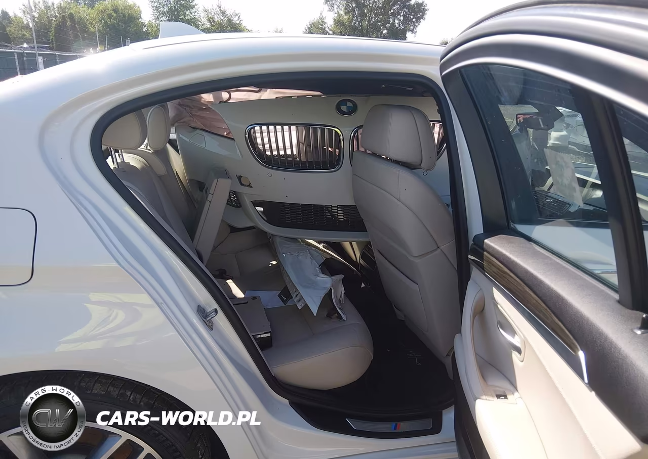 2013 BMW 535I xDrive VIN:WBAFU7C5XDDU75858 - 8