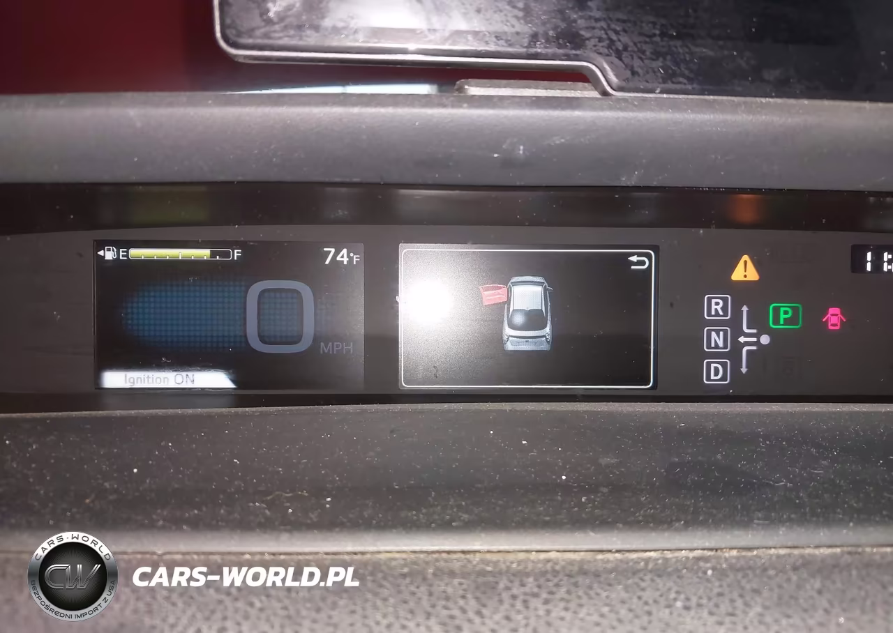 2017 Toyota Prius Two VIN:JTDKBRFU7H3549240 - 7