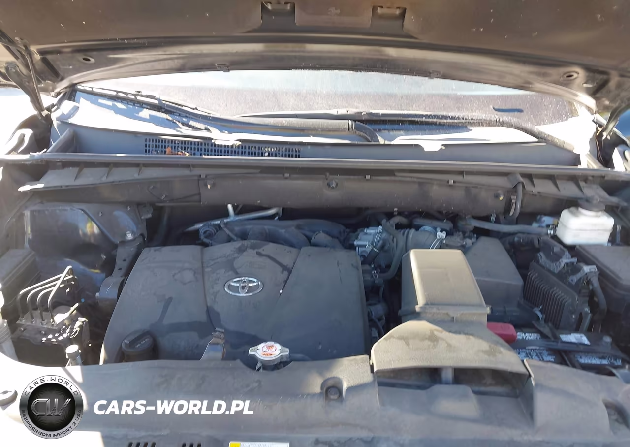 2019 Toyota Highlander Le Plus VIN:5TDBZRFH1KS742780 - 10
