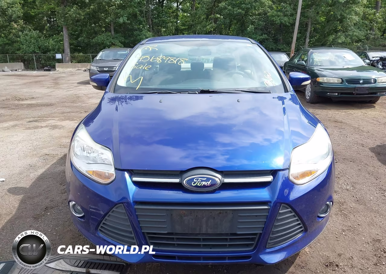 2012 Ford Focus Se VIN:1FAHP3F28CL462808 - 6