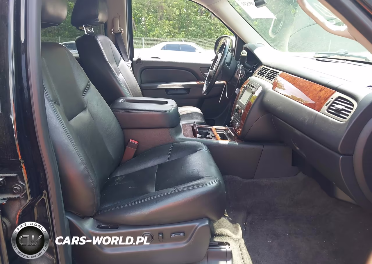 2014 Chevrolet Suburban Ltz VIN:1GNSKKE72ER166101 - 5