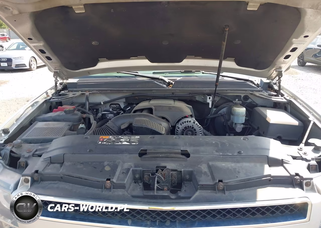 2011 Chevrolet Suburban Lt VIN:1GNSKJE34BR350863 - 10
